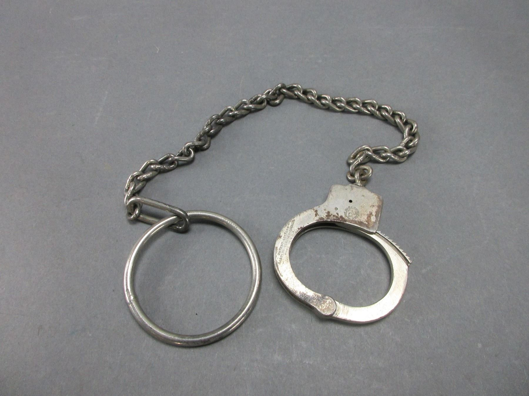Peerless Handcuffs Co. Registered Trademark