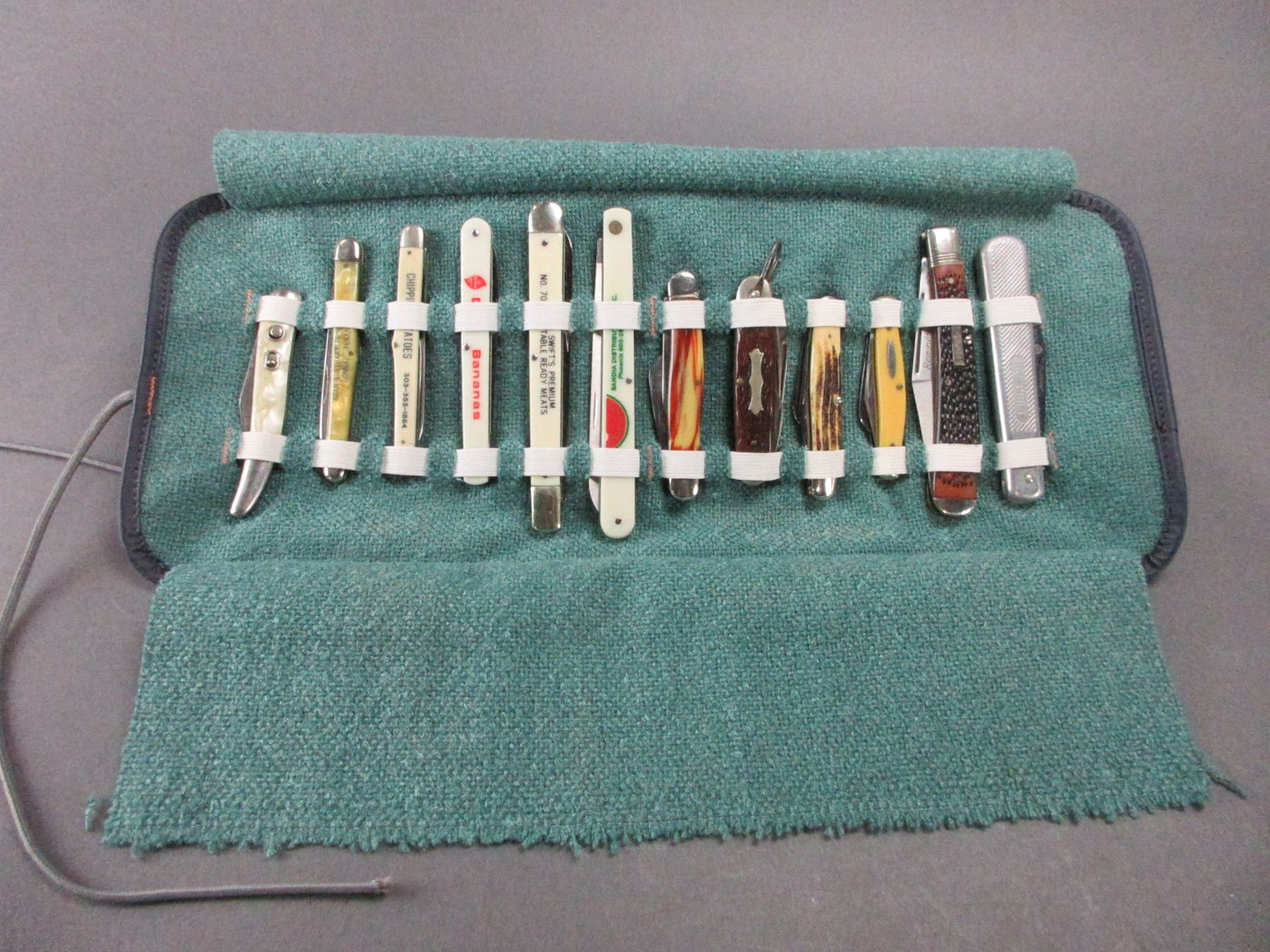 12 Folding Knives In A Nice Display