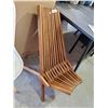 Image 2 : Folding Wooden Deck Chair