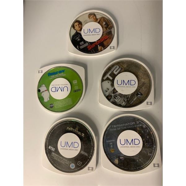 5 UMD game discs