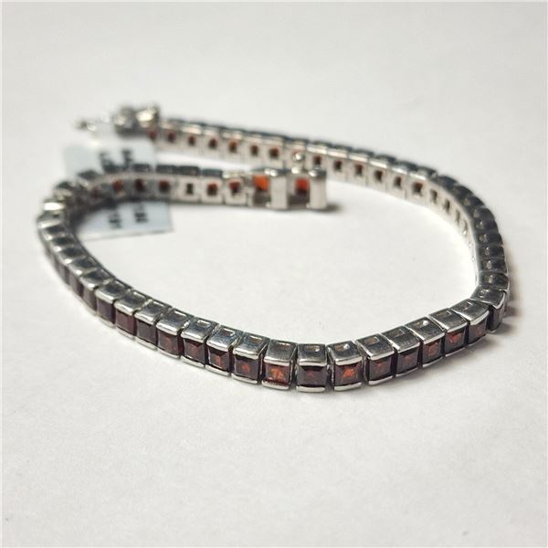 SILVER GARNET 7.5" (3.6CT) BRACELET
