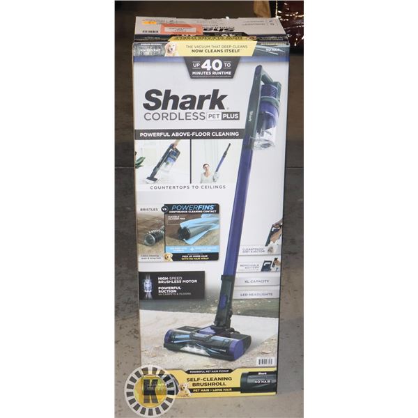 SHARK CORDLESS PET PLUS