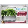 Image 1 : AERO GARDEN IN HOME GARDEN SYSTEM