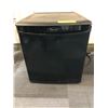 Image 1 : Danby Silhouette small bar fridge