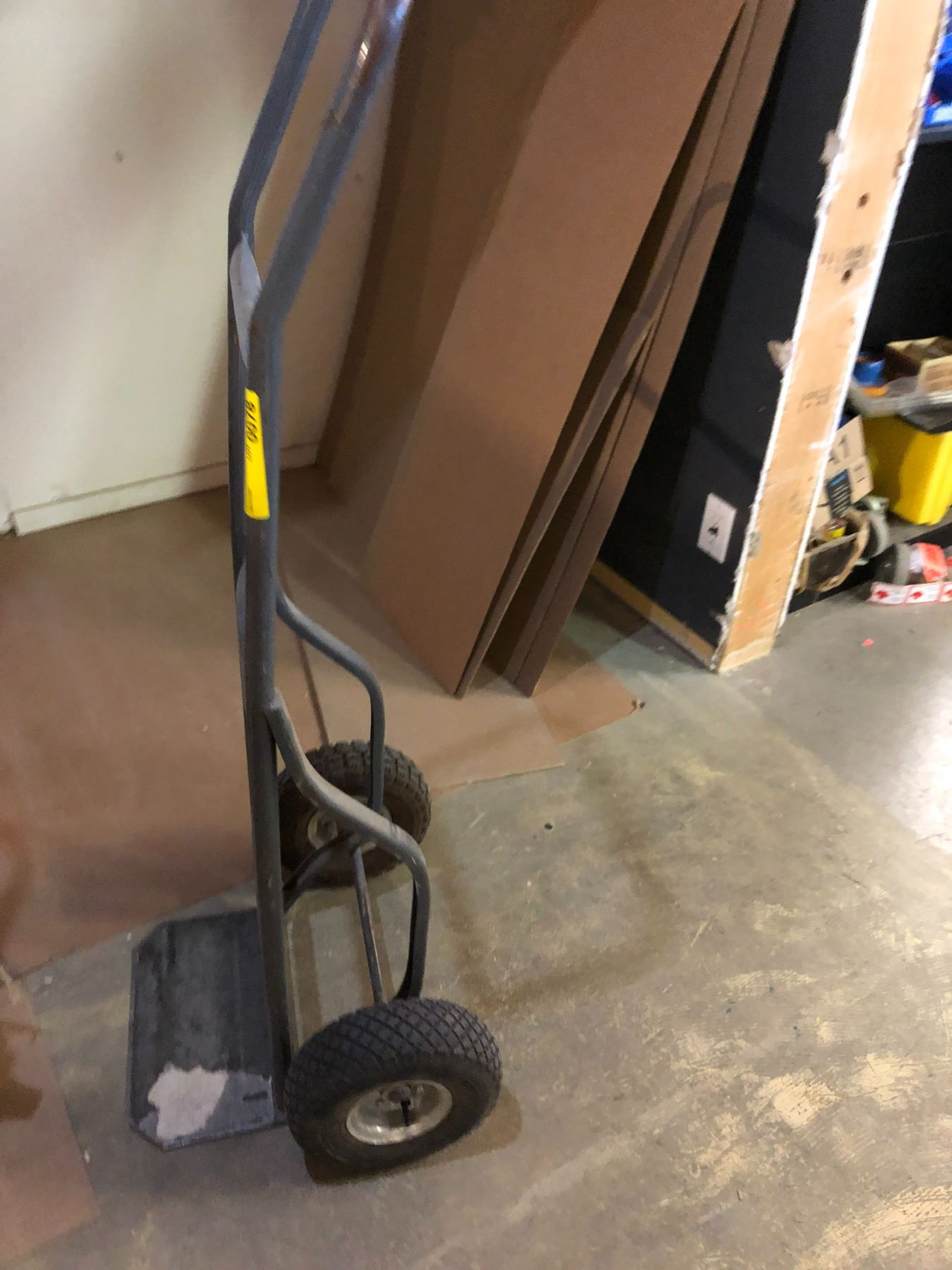 Group of 3 dollies includes 2 wheel appliance dolly / 4 wheel