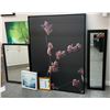 Image 1 : Large group of artwork - canvases / framed canvases / mirrors - assorted sizes