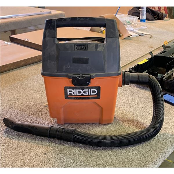 Ridgid 11 Litre / 3 gallon shop vacuum cleaner