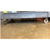 Image 2 : 2 TIER RUBBERMAID CART