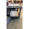 Image 4 : 2 TIER RUBBERMAID CART