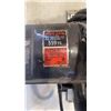 Image 7 : MAKITA PORTABLE GRINDER, SKILSAW AND CLAMP