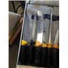 Image 2 : ROLL UP KITCHEN KNIFE AND KITCHEN TOOL SET