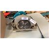 Image 2 : BUTANE STOVE WITH FUEL AND MAKITA CIRCULAR SAW