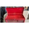 Image 2 : RED TOOL CHEST WITH DRAWERS