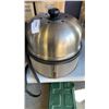 Image 2 : COBB PREMIER CHARCOAL BBQ BARBECUE