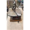 Image 2 : CRAFTSMAN 6 INCH VARIABLE SPEED SCROLL SAW