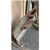 Image 8 : PIPE CUTTER, CUTTING TOOL, THREADED ROD AND LARGE WRENCH