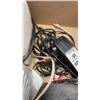 Image 3 : 3 HEATERS AND STAR 1.8A CHARGER