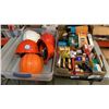 Image 1 : 2 TRAYS OF AUTOMOTIVE LIGHT BULBS, ESTATE GOODS, HARD HATS