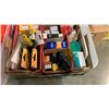Image 6 : 2 TRAYS OF AUTOMOTIVE LIGHT BULBS, ESTATE GOODS, HARD HATS