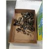 Image 2 : 2 BOXES OF HAND TOOLS AND BRASS FITTINGS