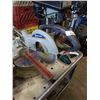 Image 2 : KING CANADA MITER SAW WORKING