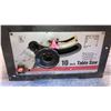 Image 2 : 10" TABLE SAW WITH BLACK AND DECKER SKILSAW BOTH WORKING INCLUDES EXTRA BLADES