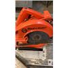 Image 3 : 10" TABLE SAW WITH BLACK AND DECKER SKILSAW BOTH WORKING INCLUDES EXTRA BLADES