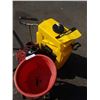 Image 8 : EYEWASH STATION WITH PRESSURIZED SPRAYER AND SEED SPREADER