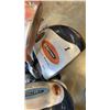 Image 11 : 2 BAGS OF GOLF CLUBS