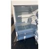 Image 2 : WHITE ARMANA TOP FREEZER FRIDGE AS FOUND
