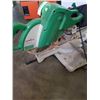 Image 2 : HITACHI SLIDING COMPOUND MITER SAW WORKING