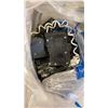 Image 2 : TRAY OF ELECTRICAL BREAKERS AND HARDWARE