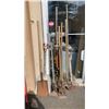Image 1 : BUNDLE OF GARDEN TOOLS, SHOVELS, RAKES, PITCHFORKS
