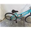 Image 4 : TEAL DIAMONDBACK BIKE