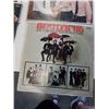 Image 8 : 11 BEATLES RECORDS