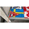 Image 4 : CANUCKS MINI FLAG, STICKER, WHITE CAPS CUP, CANADA FLAG, RIBBONS