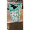 Image 1 : LOT OF VARIOUS SIZE T SHIRTS AND BOX OF ASSORTED BEAUTY SUPPLIES