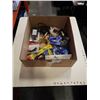 Image 1 : BOX OF AUDIO CABLES