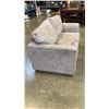 Image 2 : GREEN/GREY MICROFIBRE PILLOWBACK LOVESEAT