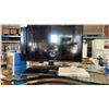 Image 1 : SAMSUNG 28" TV WORKING WITH 2 SMALL LAPTOPS ACER AND ASUS