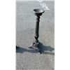 Image 2 : 2 CAST IRON CANDLE STANDS