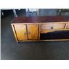 Image 2 : WOOD EASTERN ORGANIZER 5 FOOT LONG 13 INCH TALL