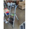 Image 1 : 3 STEP LADDER