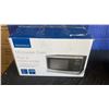Image 1 : AS NEW INSIGNIA 1.2 CU FT 1000 WATT MICROWAVE OVEN TESTED AND WORKING, RETAIL $159