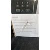 Image 3 : AS NEW INSIGNIA 1.2 CU FT 1000 WATT MICROWAVE OVEN TESTED AND WORKING, RETAIL $159