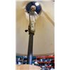 Image 9 : SANDMAN INN VANCOUVER 2 DRAWER NIGHT STAND AND MATCHING TABLE LAMP
