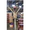 Image 2 : BRASS COAT TREE AND 2 BLACK FLOOR LAMPS