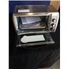 Image 2 : AS NEW HAMILTON BEACH TOASTER OVEN TESTED AND WORKING, RETAIL $79