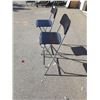 Image 3 : 2 FOLDING BAR STOOLS