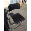 Image 4 : 2 FOLDING BAR STOOLS
